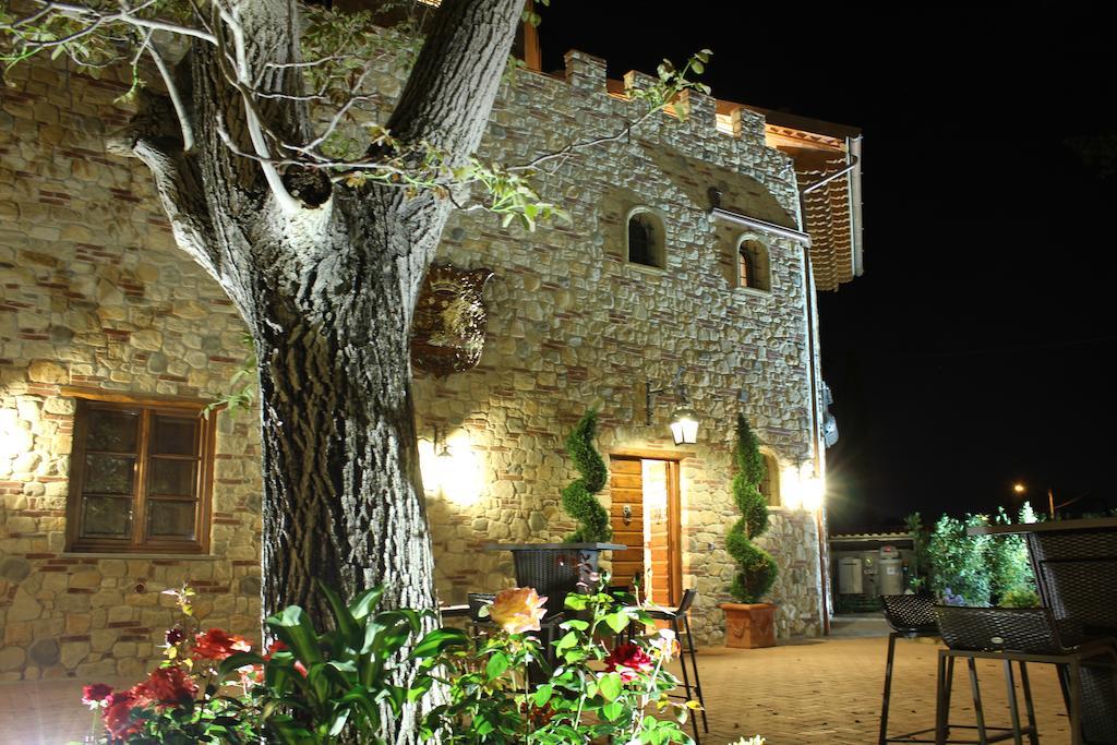 Bed and Breakfast Castello Dei Templari Лукка Экстерьер фото